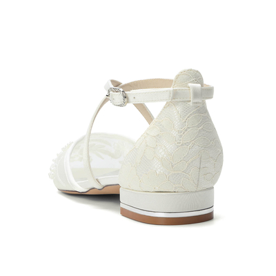 Flat Heel Lace/Silk Like Satin Point Toe Wedding Shoes With Flower/Beading