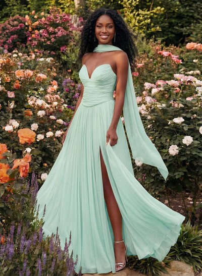 A-Line Strapless Sweep Train Chiffon Bridesmaid Dresses With Pleated/High Split