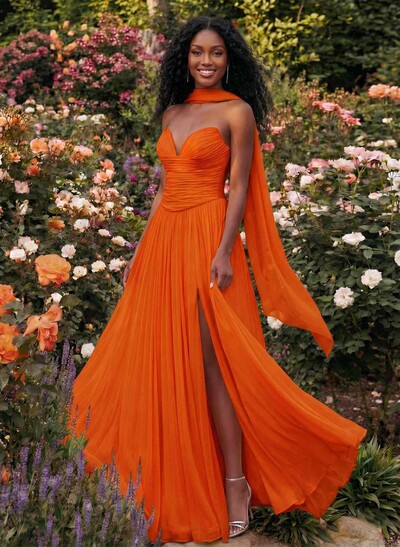 A-Line Strapless Sweep Train Chiffon Bridesmaid Dresses With Pleated/High Split