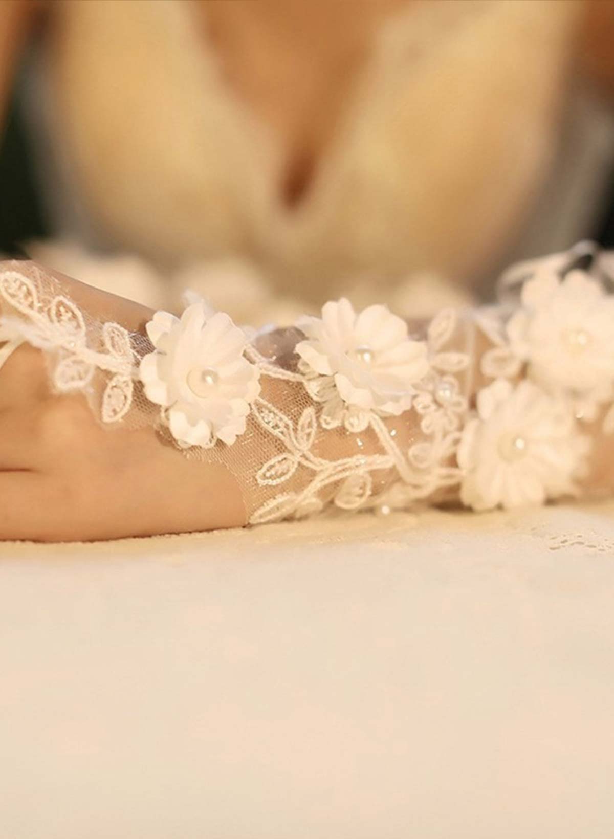 Fingerless Classic Length Tulle Bridal Gloves With Lace/Floral