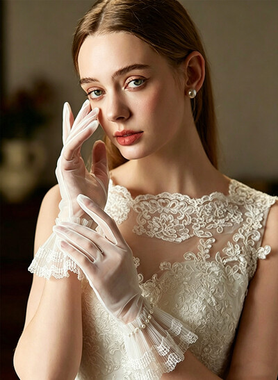Fingertips Shortie Length Tulle Bridal Gloves With Ruffles