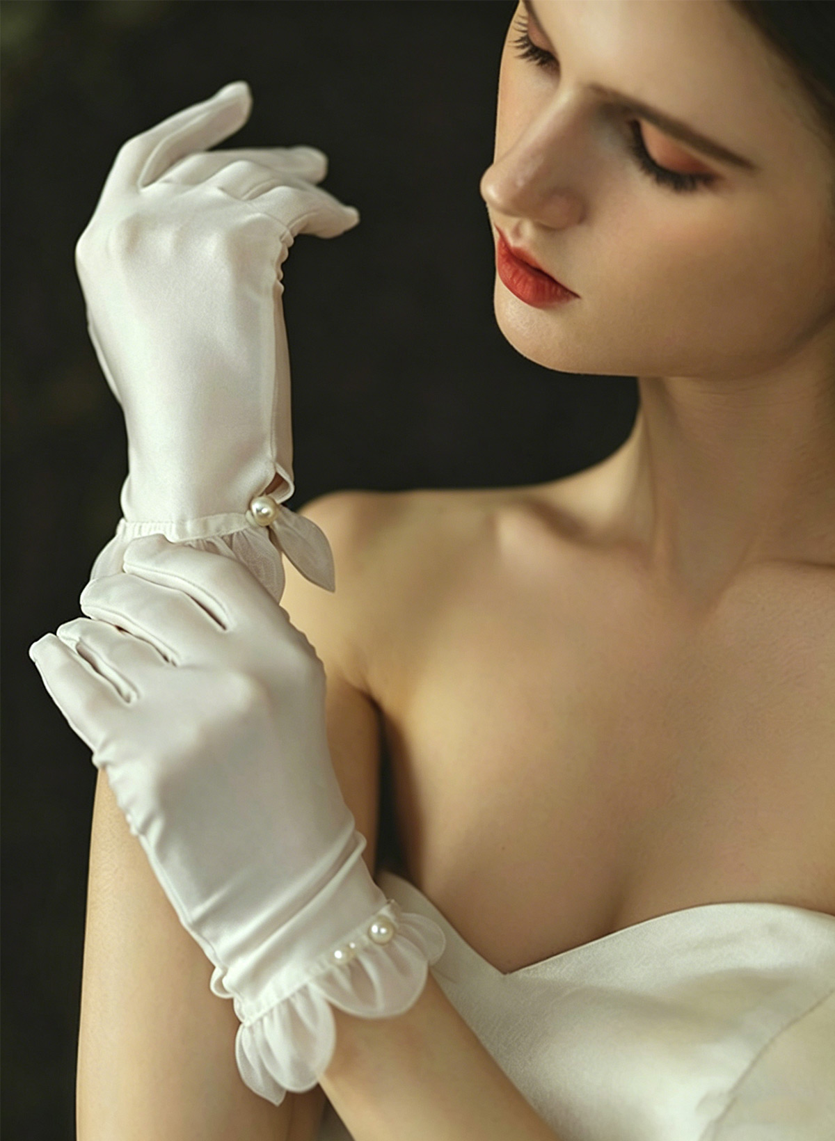 Fingertips Shortie Length Satin Bridal Gloves With Ruffles
