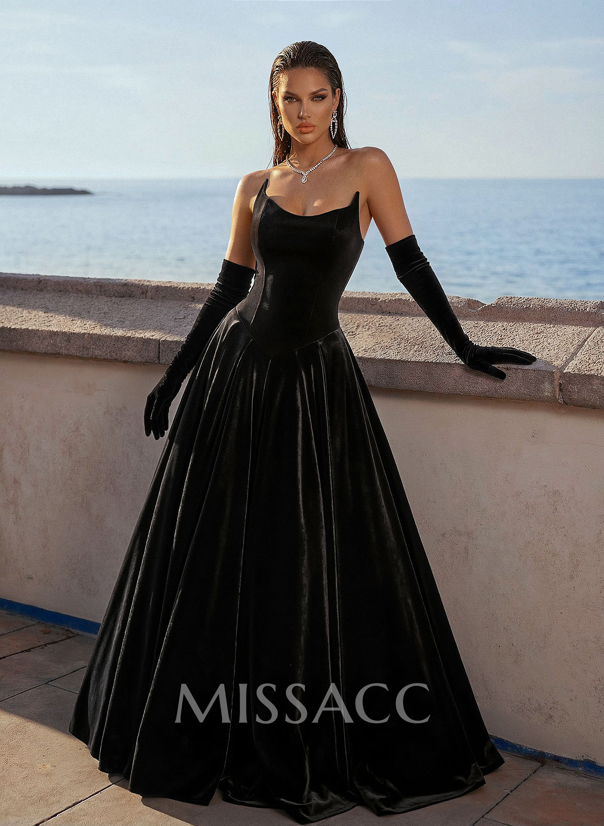 Elegant A-Line Strapless Sleeveless Floor-Length Evening Dresses