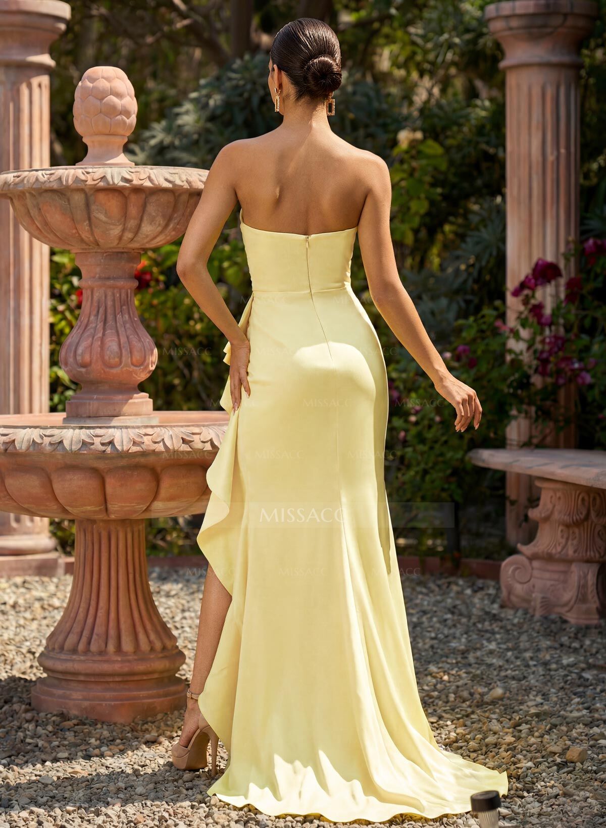 Trumpet/Mermaid Strapless Sleeveless Sweep Train Charmeuse Evening Dresses With High Split