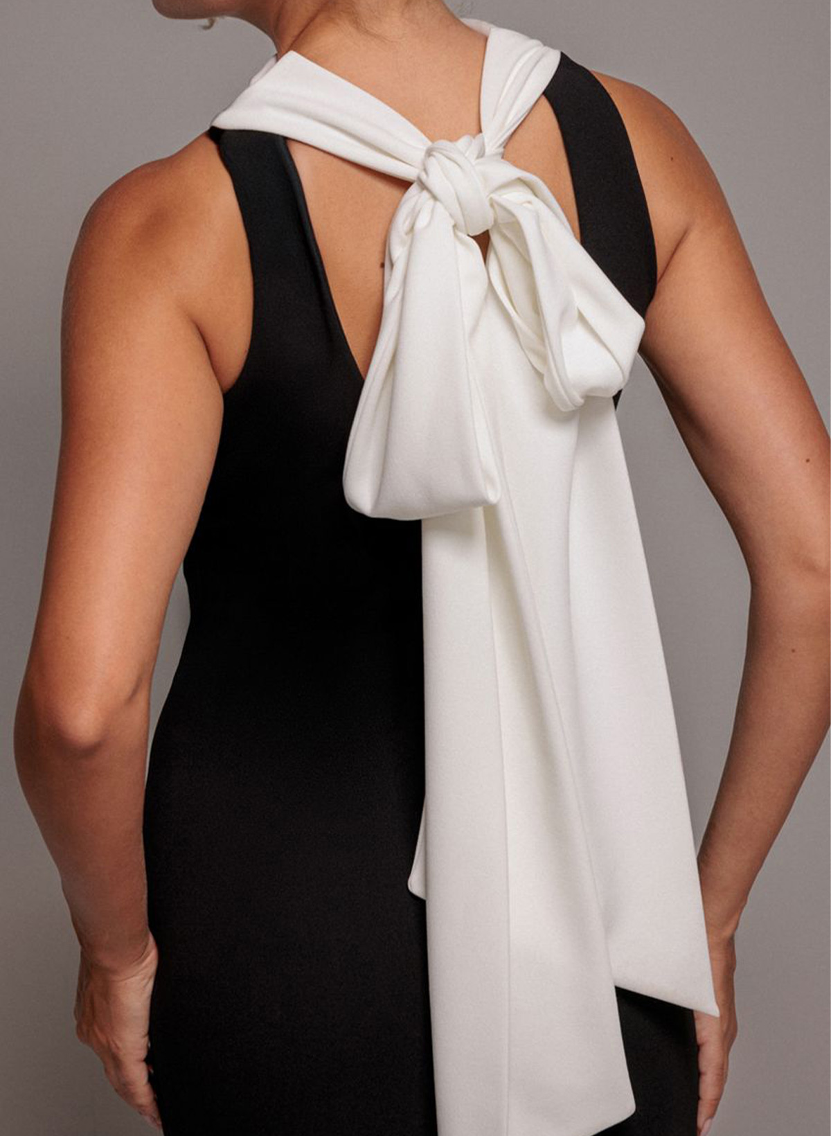 Sheath/Column Halter Sleeveless Floor-Length Elastic Satin Evening Dresses