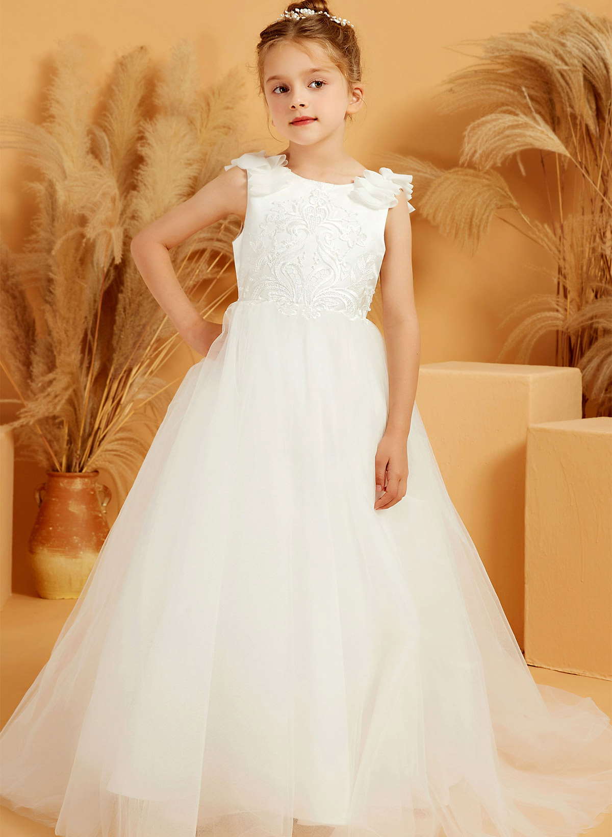 A-Line Scoop Neck Sleeveless Sweep Train Satin/Tulle Flower Girl Dresses With Beading/Appliques Lace