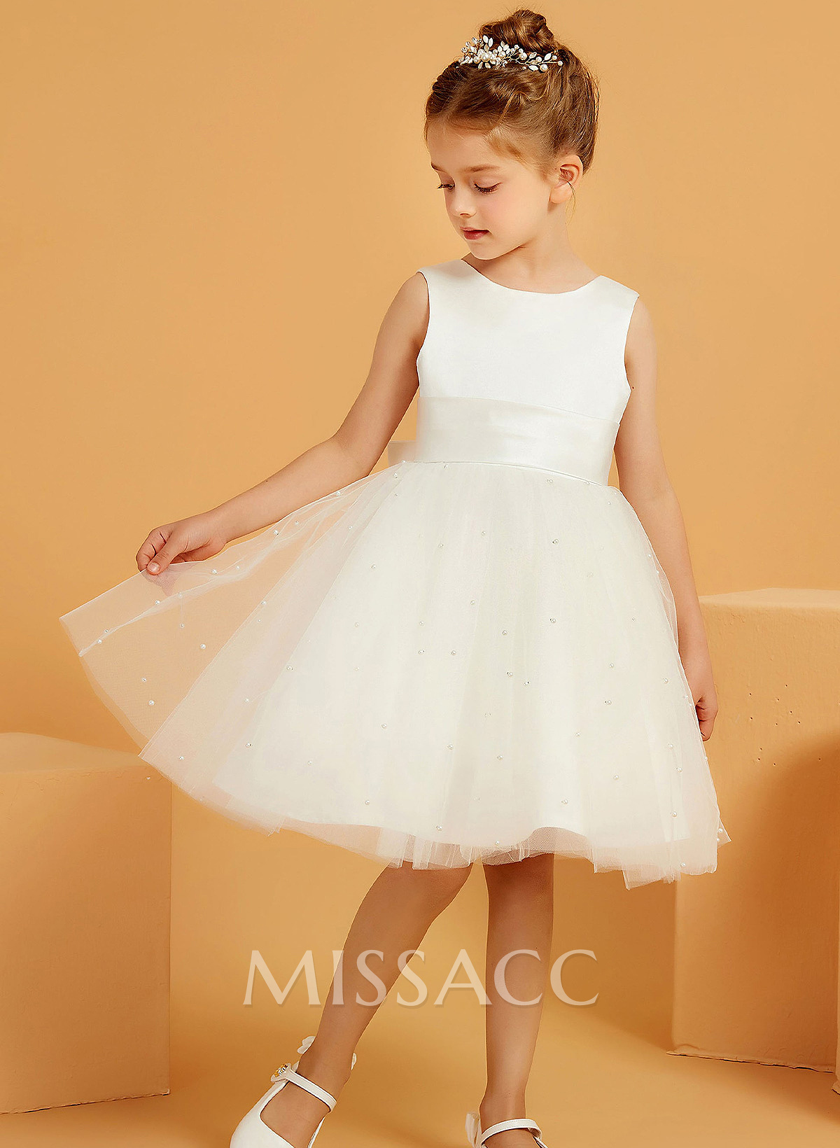 A-Line Scoop Neck Sleeveless Knee-Length Satin/Tulle Flower Girl Dresses With Bow/Beading A-Line Scoop Neck Sleeveless Knee-Length Satin/Tulle Flower Girl Dresses With Bow/Beading