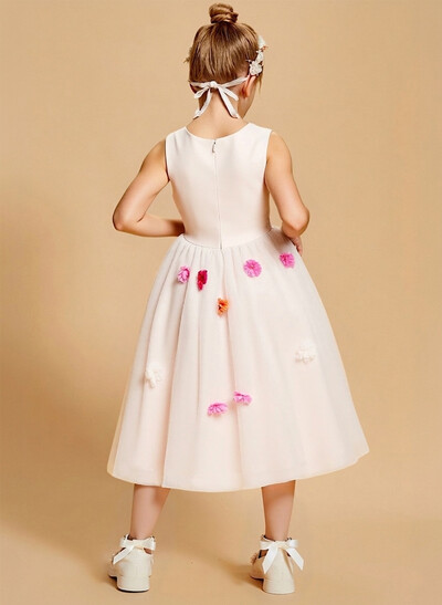 Tea-Length A-Line Scoop Neck Sleeveless Satin/Tulle Flower Girl Dresses With Flower(s)