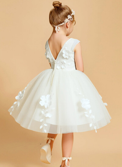 A-Line Scoop Neck Sleeveless Knee-Length Tulle Flower Girl Dresses With Flower(s)