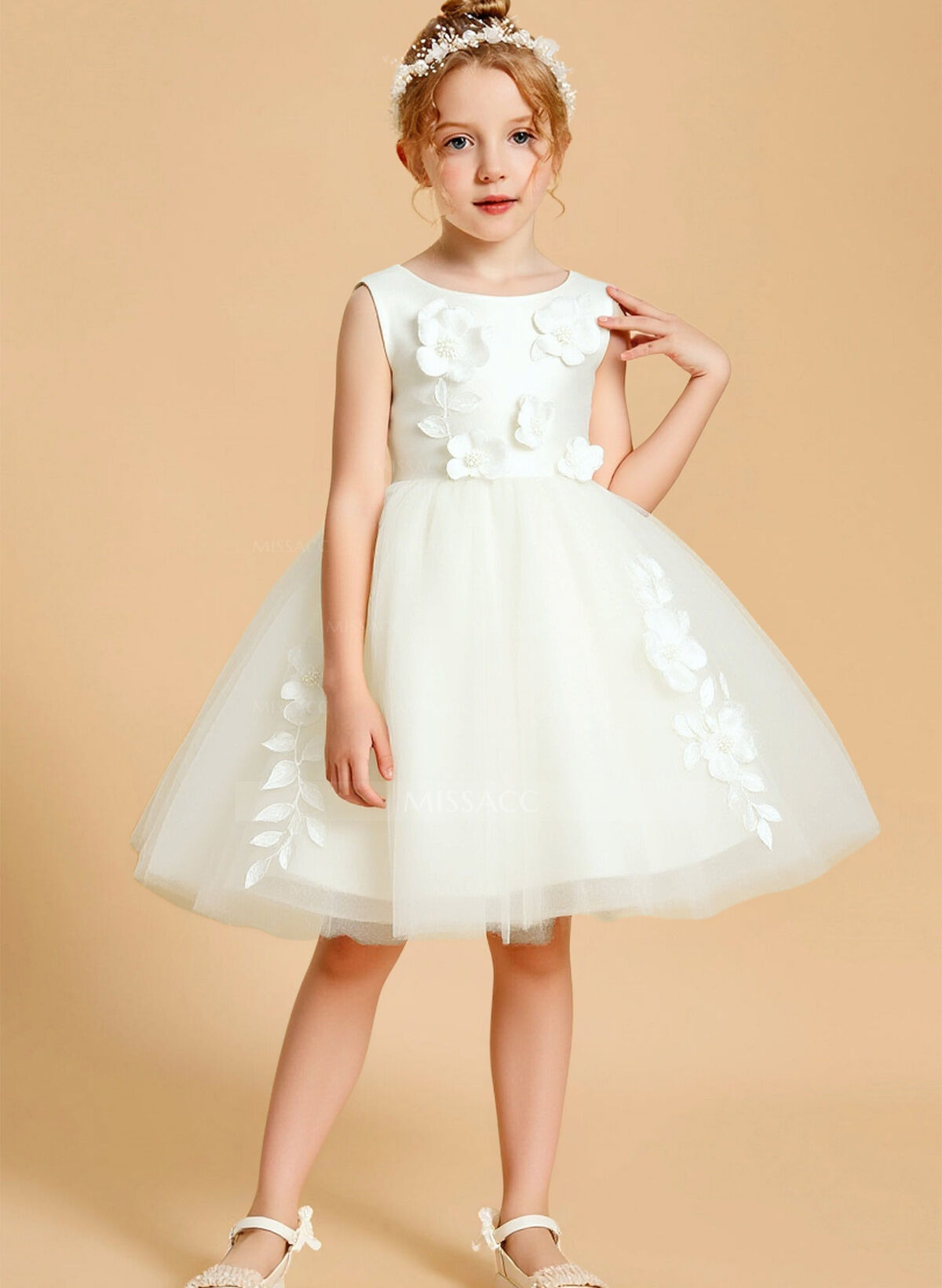 A-Line Scoop Neck Sleeveless Knee-Length Tulle Flower Girl Dresses With Flower(s)