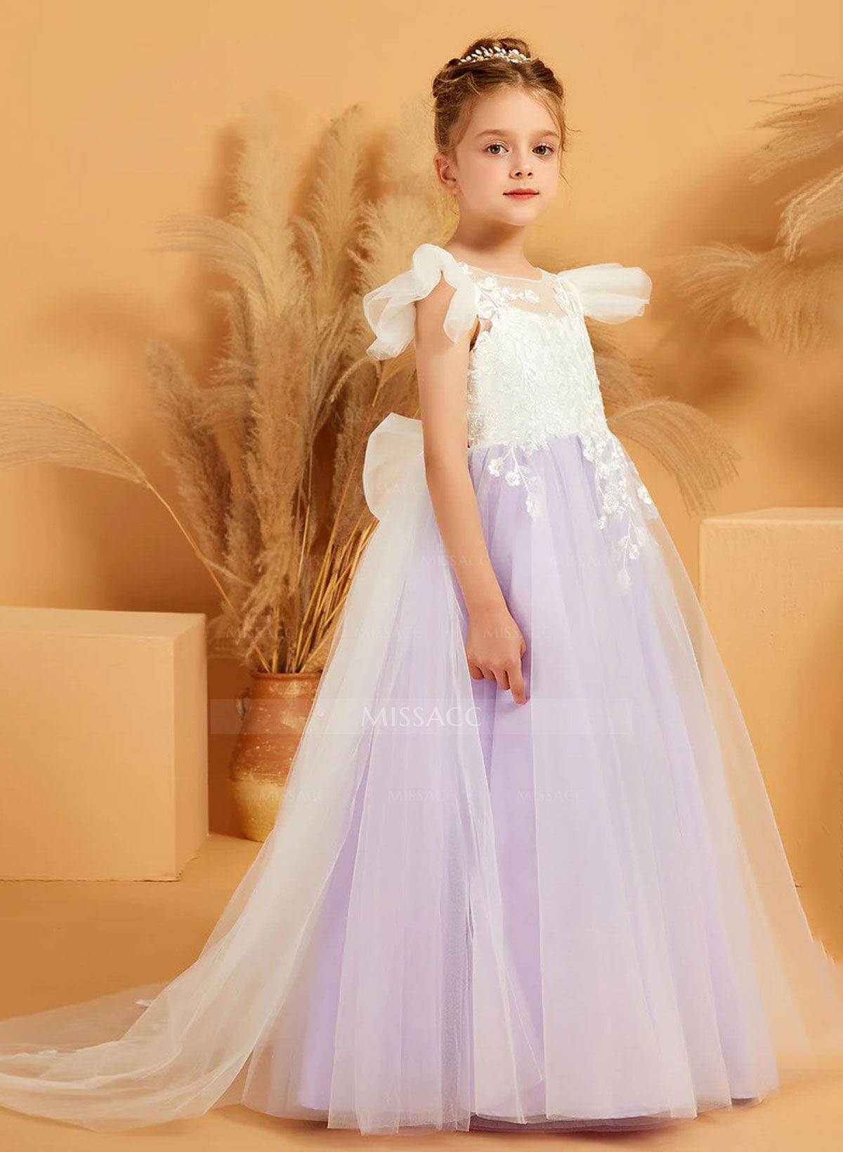 Ball-Gown Illusion Neck Floor-Length Tulle Flower Girl Dresses With Bow(s)/Appliques Lace