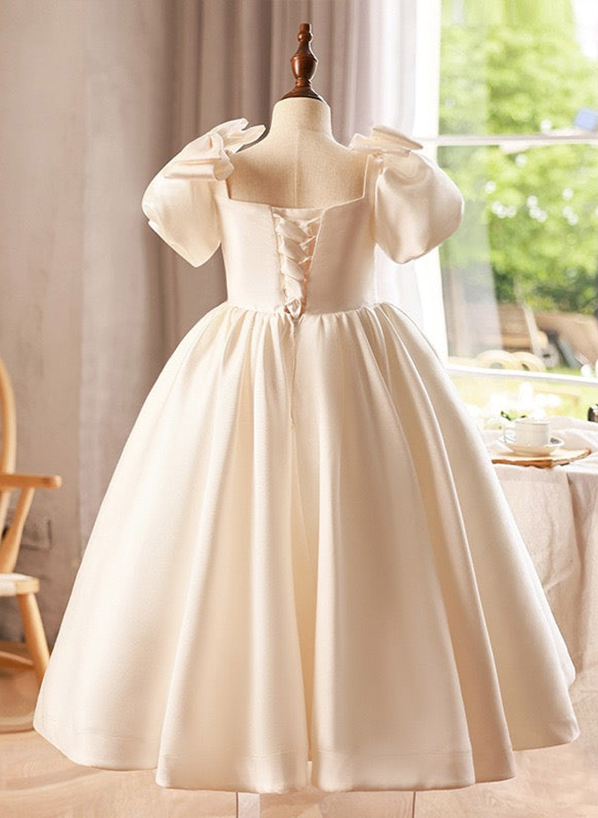 A-Line Square Neckline Short Sleeves Tea-Length Satin Flower Girl Dresses With Bow(s)