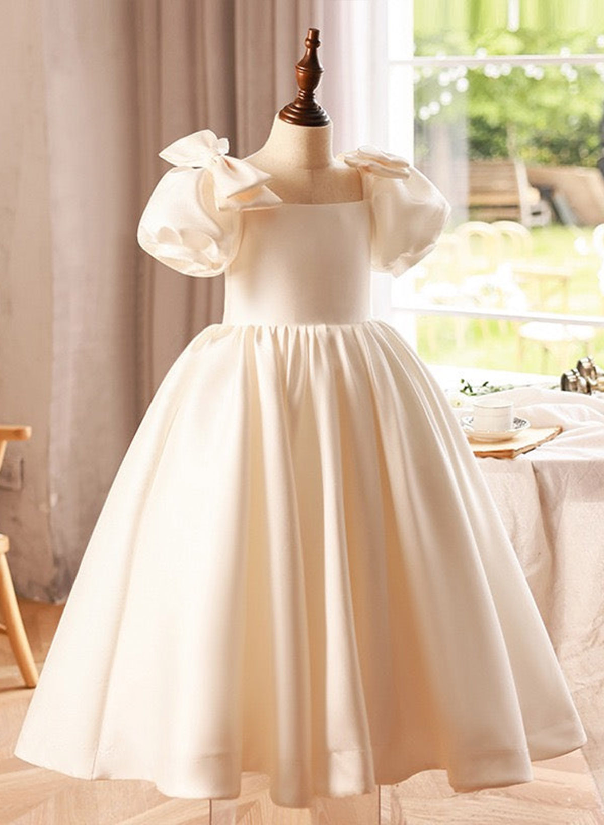 A-Line Square Neckline Short Sleeves Tea-Length Satin Flower Girl Dresses With Bow(s)