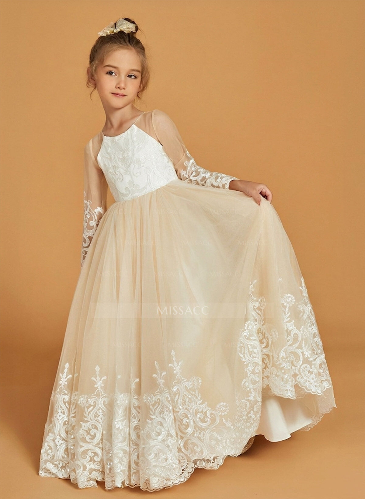 A-Line Scoop Neck Long Sleeves Floor-Length Lace/Tulle Flower Girl Dresses With Bow(s)/Pleated