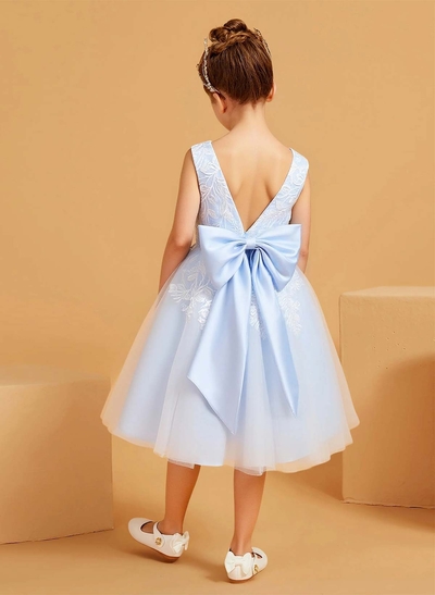 A-Line V-Neck Sleeveless Knee-Length Tulle Flower Girl Dresses With Bow(s)/Appliques Lace
