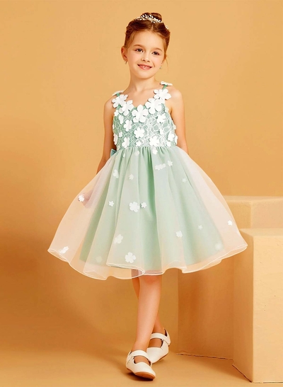 A-Line V-Neck Knee-Length Lace/Tulle Flower Girl Dresses With Bow(s)/Flower(s)