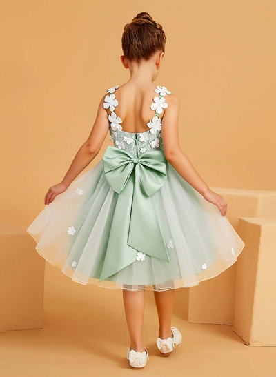 A-Line V-Neck Knee-Length Lace/Tulle Flower Girl Dresses With Bow(s)/Flower(s)