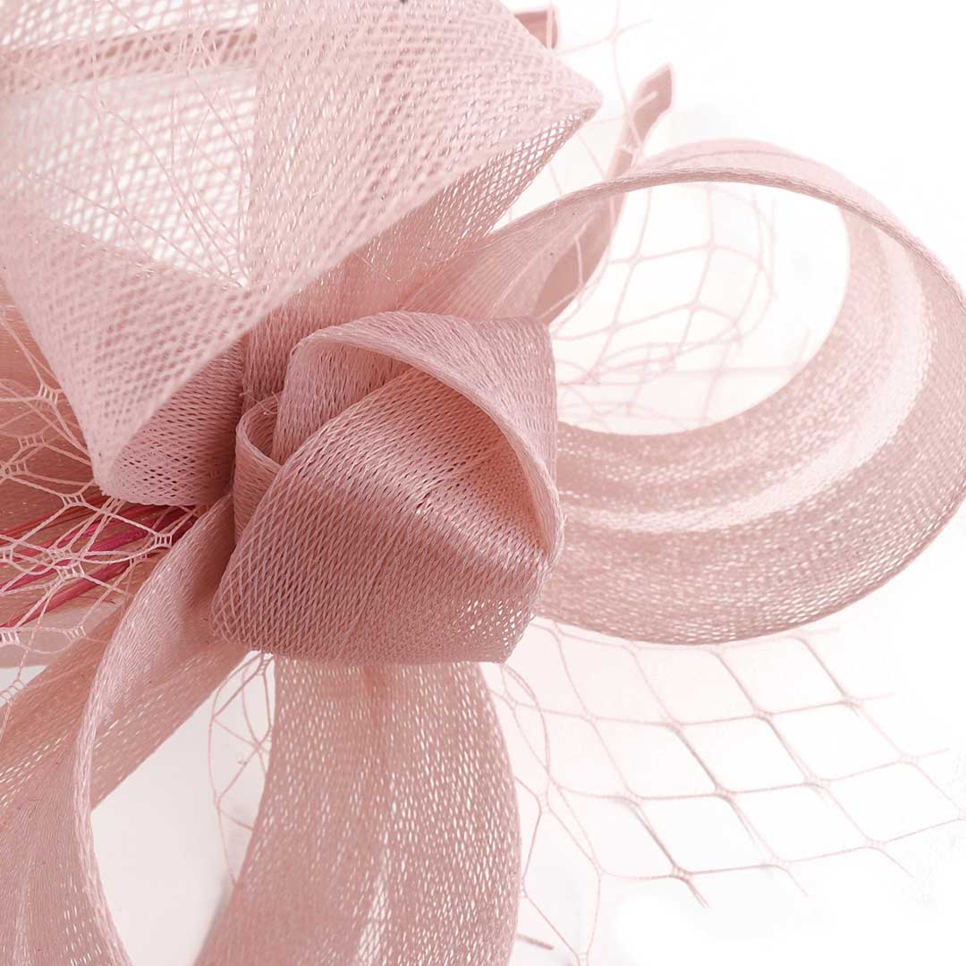 Elegant Flower Tulle Faux Feather Headband Fascinator