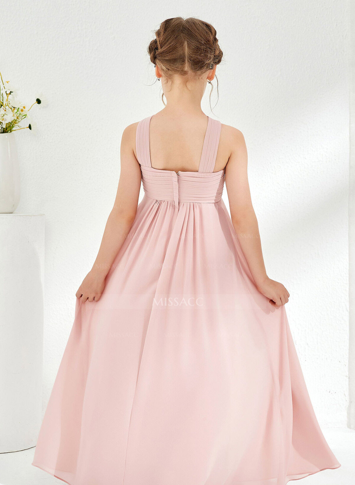 A-Line Halter Sleeveless Floor-Length Chiffon Junior Bridesmaid Dresses With Pleated