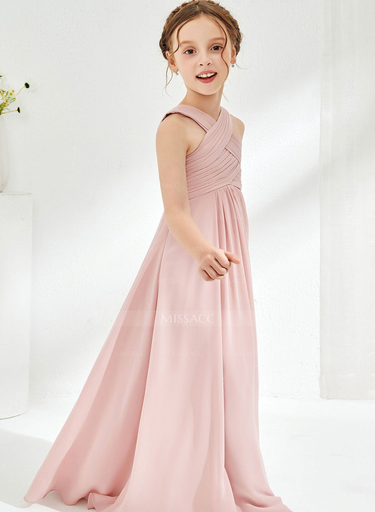 A-Line Halter Sleeveless Floor-Length Chiffon Junior Bridesmaid Dresses With Pleated