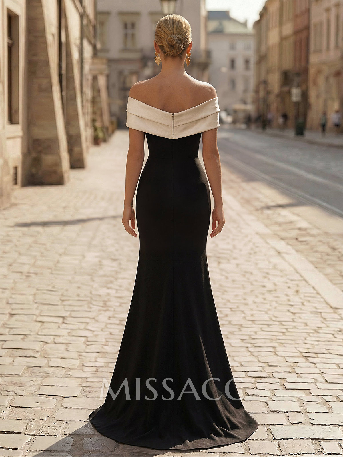 Trumpet/Mermaid Off-The-Shoulder Sweep Train Satin/Silk Like Satin/Elastic Satin Mother Of The Bride Dresses With High Split Trumpet/Mermaid Off-The-Shoulder Sweep Train Satin/Silk Like Satin/Elastic Satin Mother Of The Bride Dresses With High Split