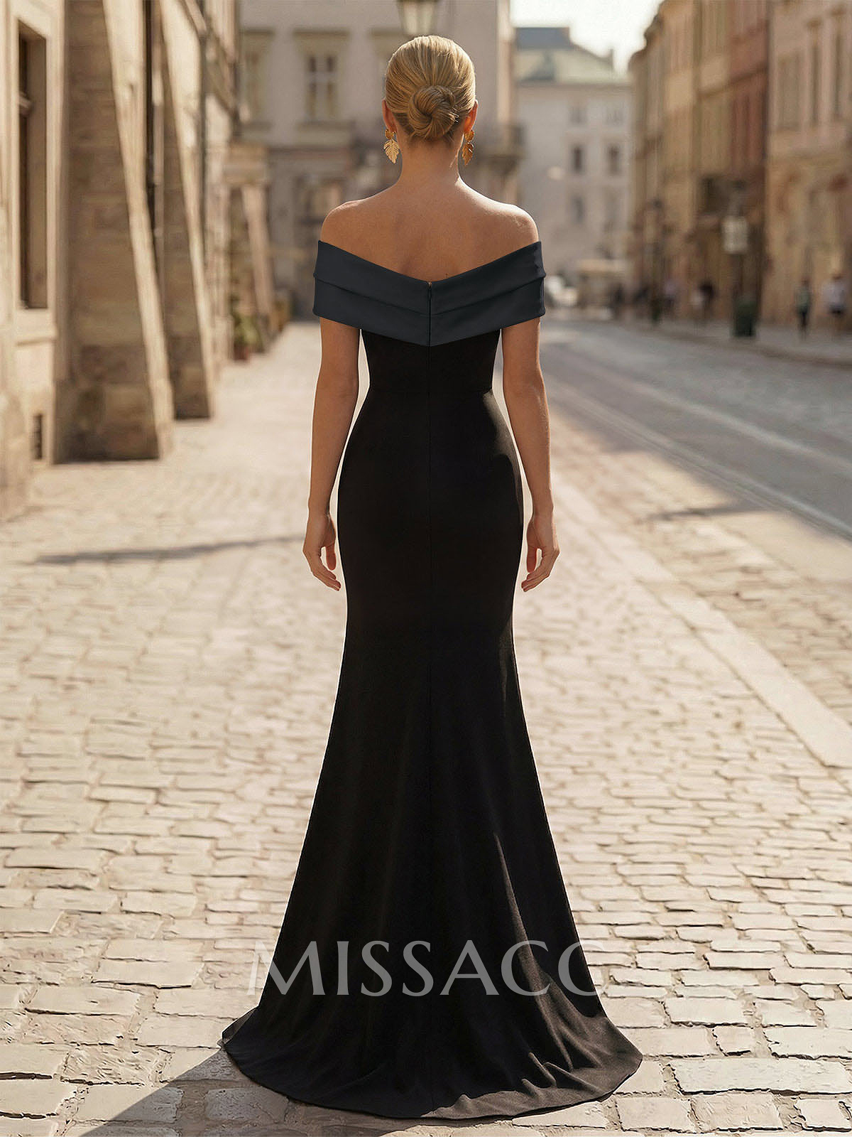 Trumpet/Mermaid Off-The-Shoulder Sweep Train Satin/Silk Like Satin/Elastic Satin Mother Of The Bride Dresses With High Split