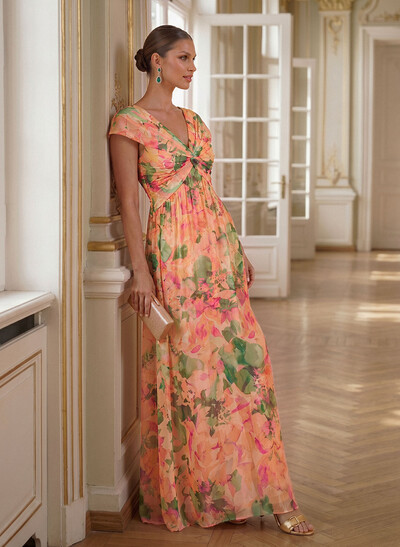 A-Line V-Neck Sleeveless Floor-Length Chiffon Mother Of The Bride Dresses With Pleated/Flower(s)