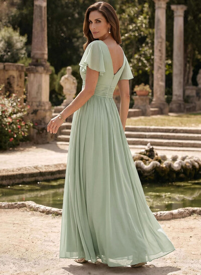 A-Line V-Neck Short Sleeves Sweep Train Chiffon Mother Of The Bride Dresses With Ruffle/Pleated