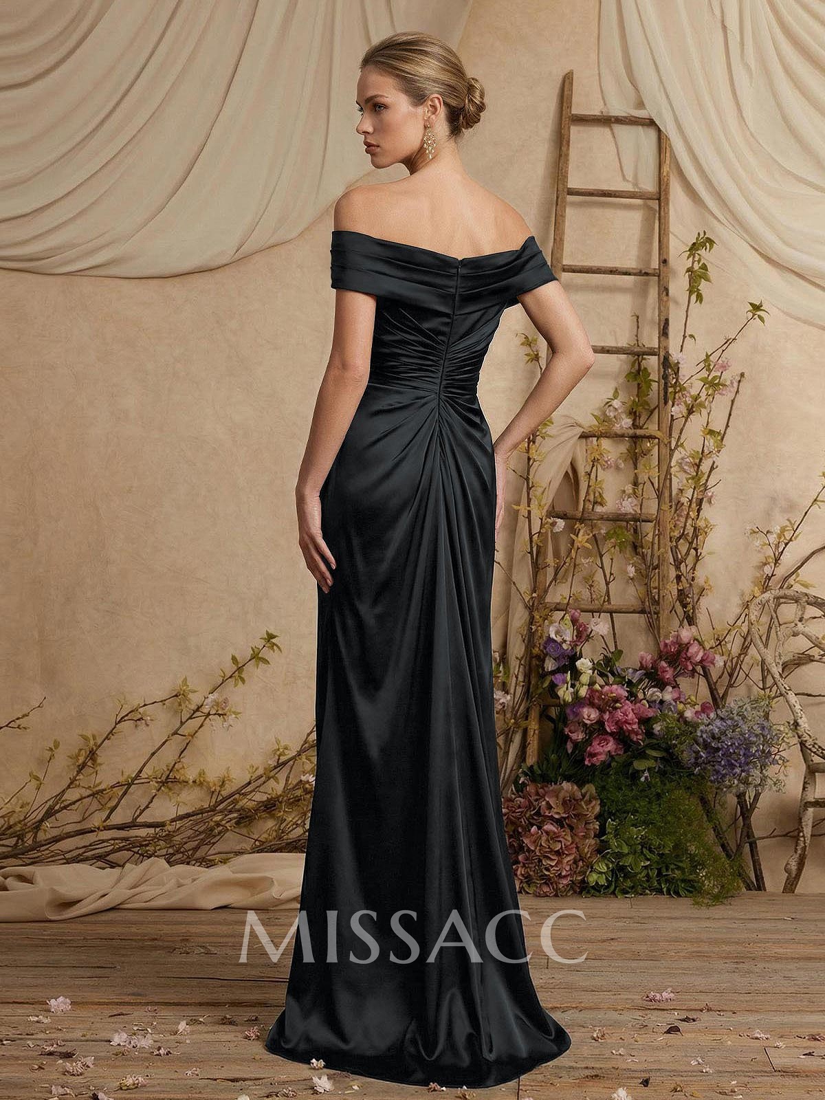Trumpet/Mermaid Off-The-Shoulder Sweep Train Satin Mother Of The Bride Dresses With High Split