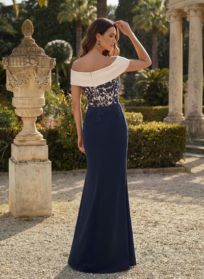 Trumpet/Mermaid Off-The-Shoulder Floor-Length Elastic Satin Mother Of The Bride Dresses With Appliques Lace
