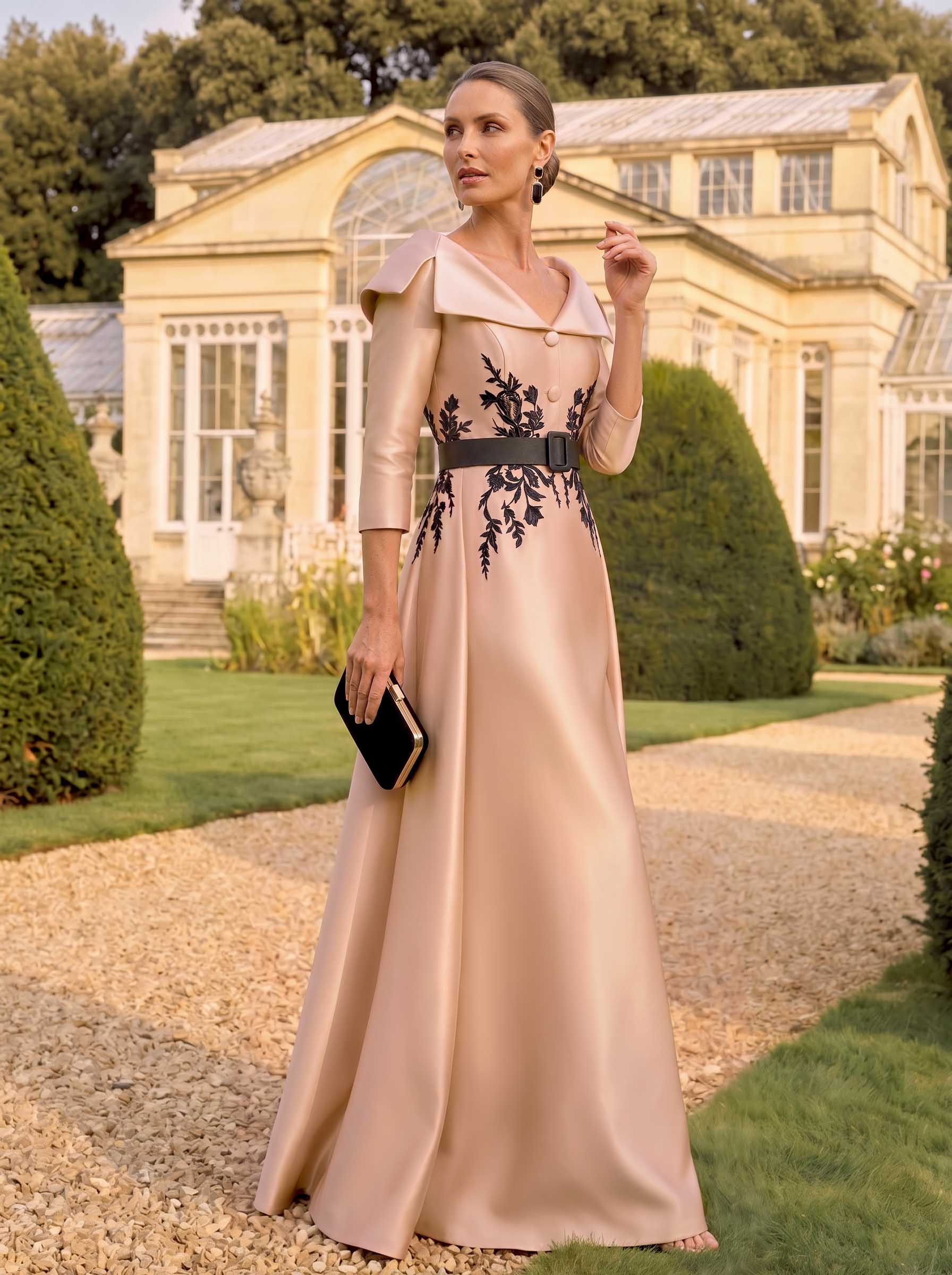 Sheath/Column V-Neck 3/4 Sleeves Floor-Length Satin Mother Of The Bride Dresses With Appliques Lace