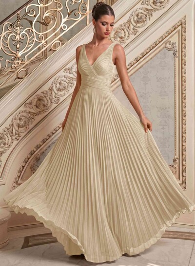 A-Line V-Neck Sleeveless Floor-Length Chiffon Mother Of The Bride Dresses With Pleated