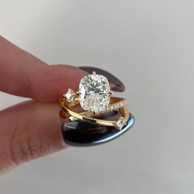 4CT 8*10mm Cushion Cut Moissanite Engagement Rings In Sterling Silver