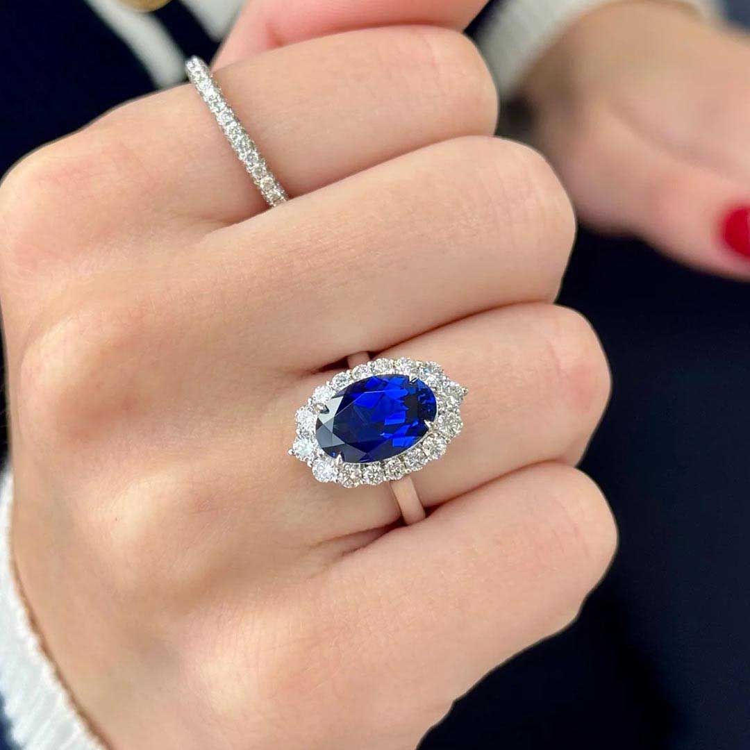 9*12mm Oval Cut Sona Simulated Diamonds Engagement Rings In Sterling Silver