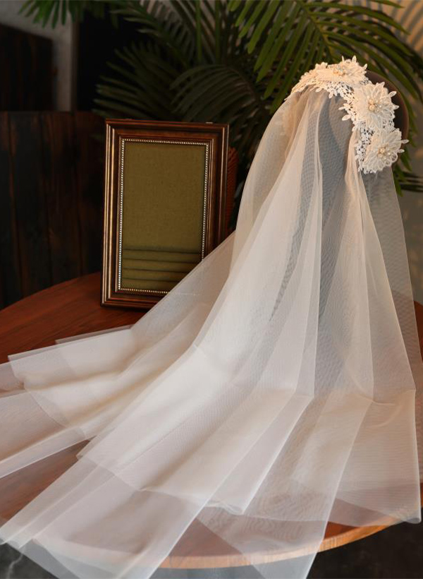 Cut Edge Lace/Floral/Pearl One-Tier Tulle/Lace Fingertip Bridal Veils