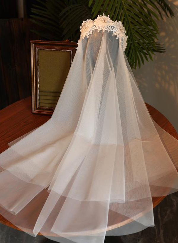 Cut Edge Lace/Floral/Pearl One-Tier Tulle/Lace Fingertip Bridal Veils