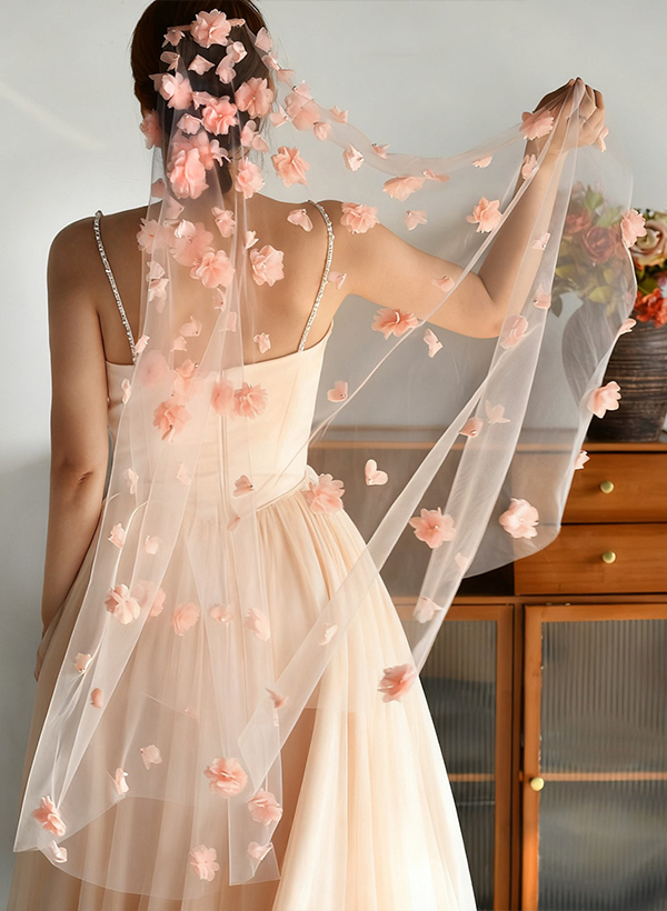 Cut Edge Floral/Pearl One-Tier Tulle Elbow Bridal Veils