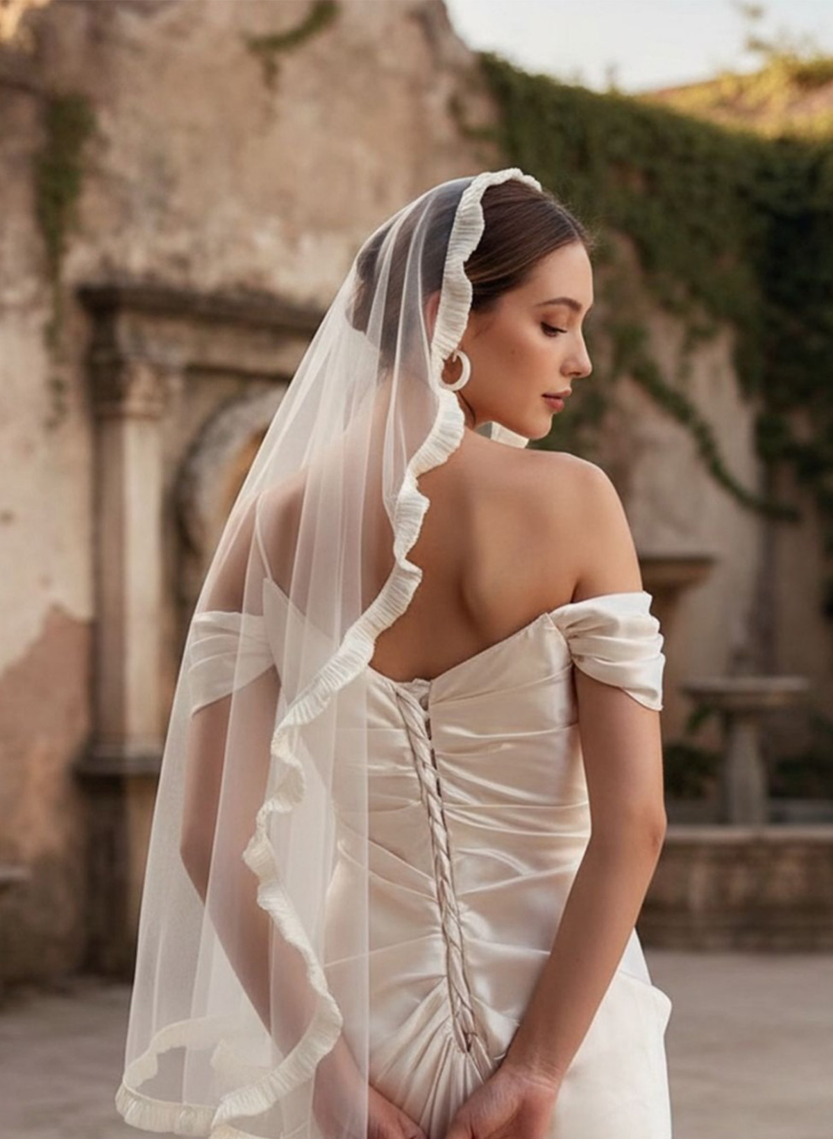 Satin Edge Ruffles One-Tier Tulle Waltz Bridal Veils