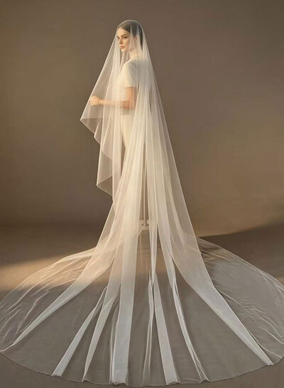 Cut Edge Simple One-Tier Tulle Cathedral Bridal Veils