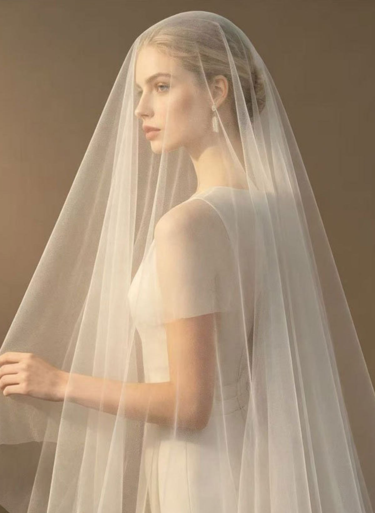 Cut Edge Simple One-Tier Tulle Cathedral Bridal Veils