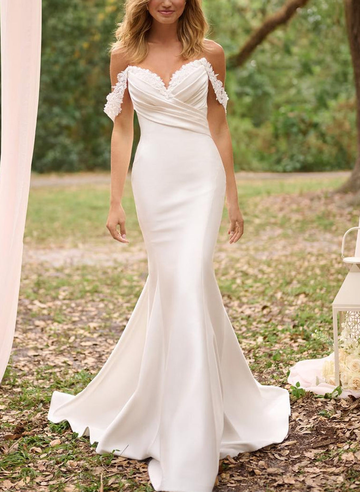 Trumpet/Mermaid Sweetheart Sleeveless Court Train Matte Satin Bride Wedding Dress With Flower(s)