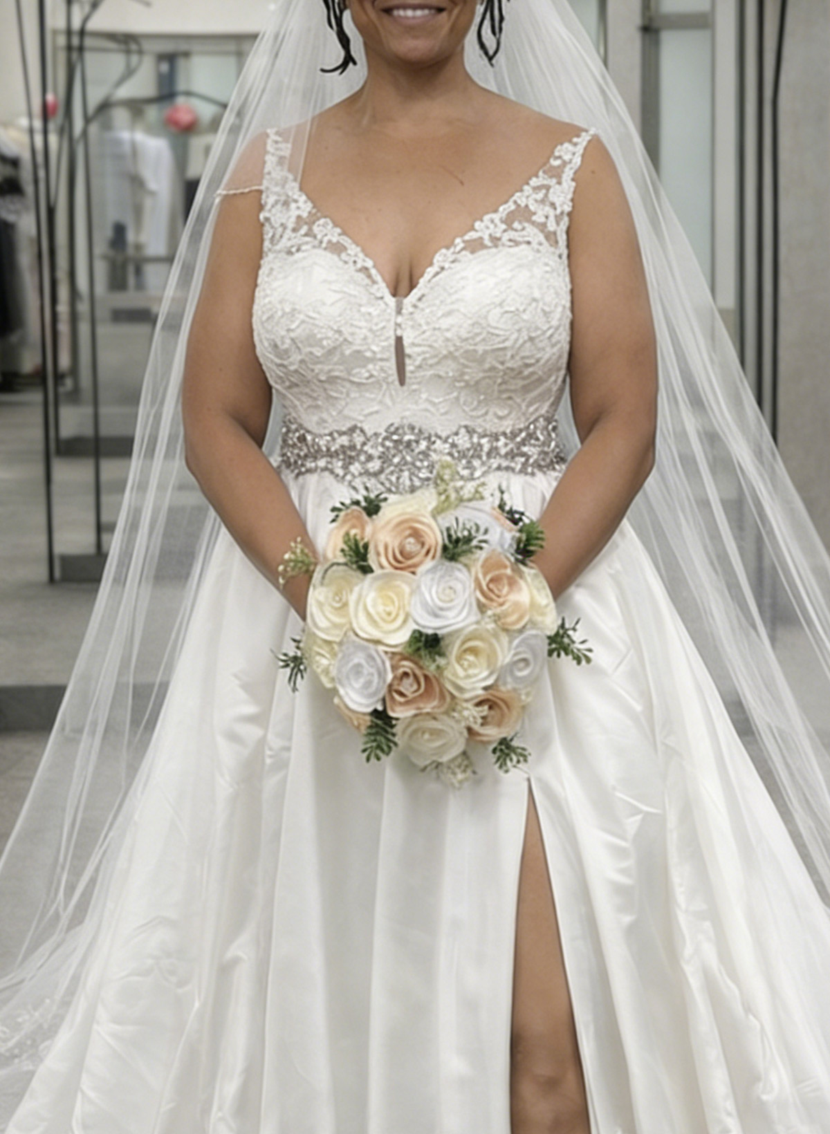 Ball-Gown Sweetheart Sleeveless Chapel Train Lace/Satin Bride Wedding Dress With Appliques Lace/Rhinestone/Sash