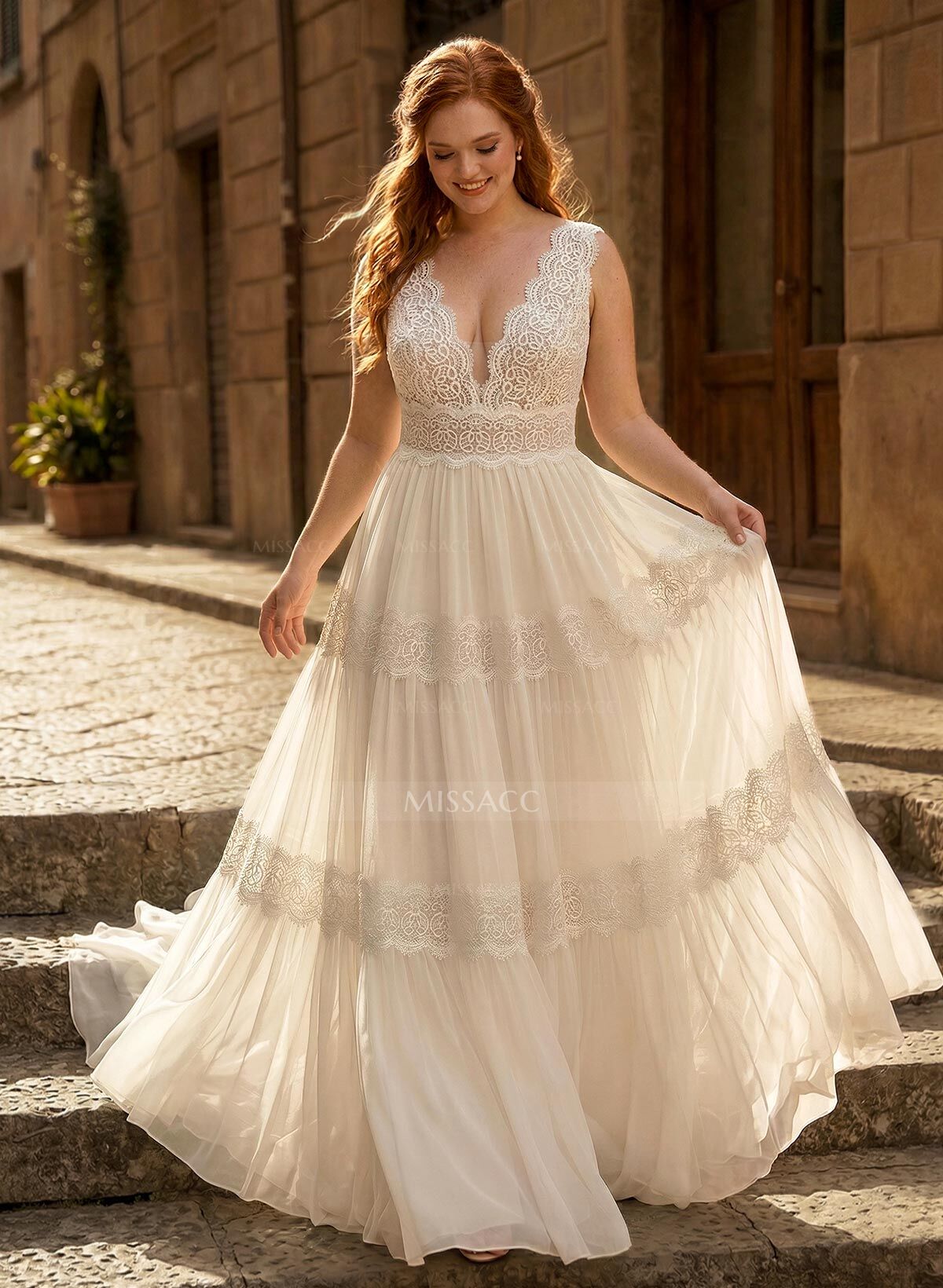 Elegant A-Line V-Neck Sleeveless Floor-Length Chiffon/Lace Wedding Dresses With Lace