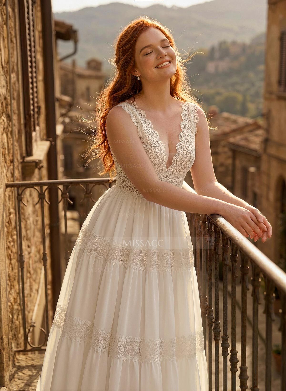 Elegant A-Line V-Neck Sleeveless Floor-Length Chiffon/Lace Wedding Dresses With Lace