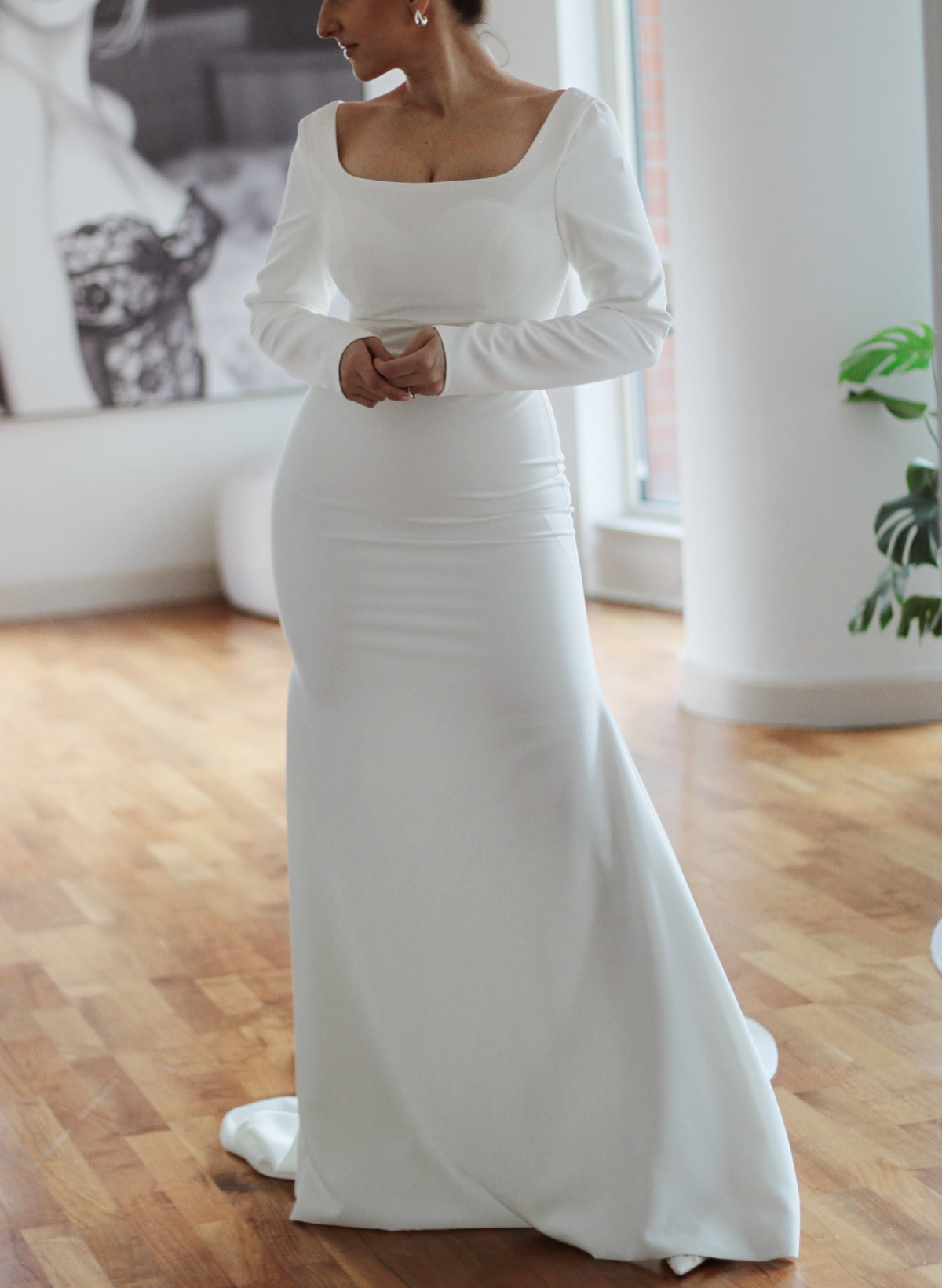 A-Line Square Neckline Long Sleeves Court Train Crepe Satin Bride Wedding Dress