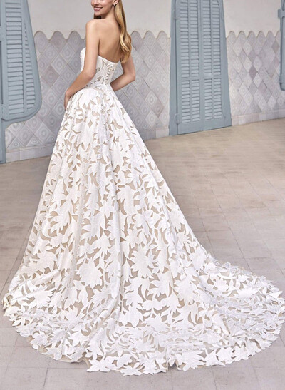 Ball-Gown Strapless Sleeveless Chapel Train Lace Bride Wedding Dress With Flower(s)