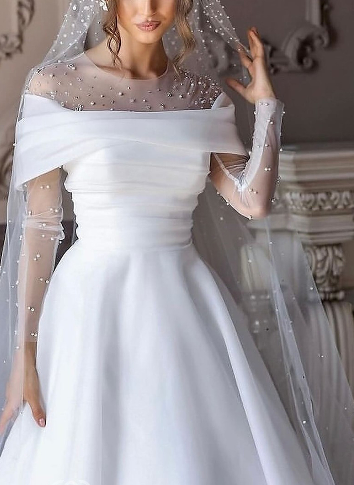 Ball-Gown Scoop Neck Long Sleeves Chapel Train Tulle/Organza Bride Wedding Dress With Beading
