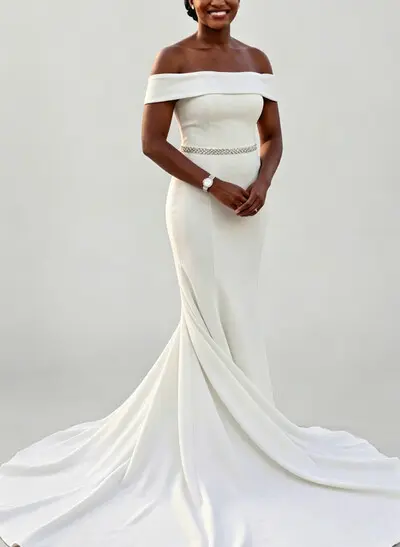 Trumpet/Mermaid Off-The-Shoulder Sleeveless Court Train Crepe Satin Bride Wedding Dress With Rhinestone
