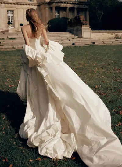Ball-Gown Strapless Sleeveless Royal Taffeta Wedding Dresses