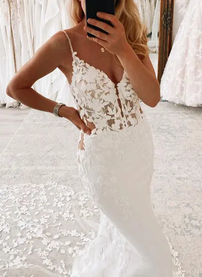 Trumpet/Mermaid Sweetheart Sleeveless Chapel Train Lace Bride Wedding Dress With Appliques Lace